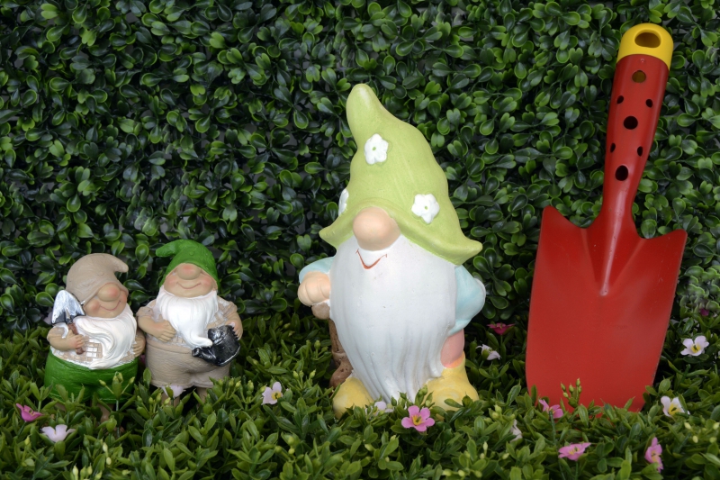 sasu-SIGALE-min_garden-gnome-1404358